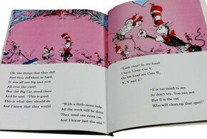 The Cat in the Hat Comes Back Dr Seuss (Кот в Шляпе возвращается), книга на англ.яз.